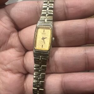 Working Vintage Seiko Women's 13mm Gold Tone Bracelet Watch 2e20-6500 Fit 6.5in
